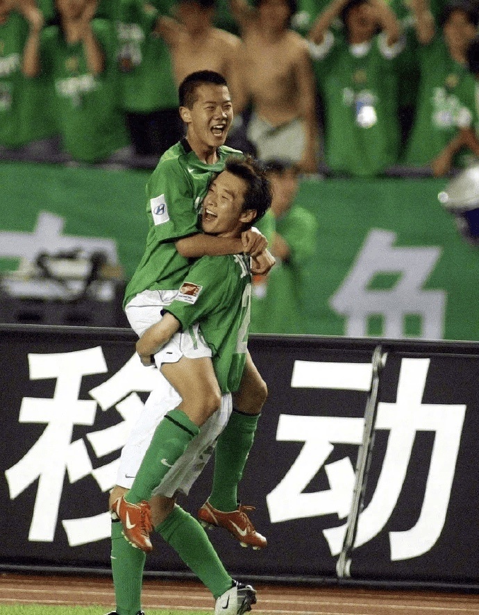  兰斯少年天才跳级首秀，17岁小将打破最年轻进球纪录  